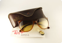 Ray-Ban France Nylon Vintage Sunglasses 